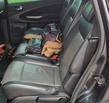 Серый Форд С-Макс, объемом двигателя 2 л и пробегом 345 тыс. км за 6200 $, фото 8 на Automoto.ua