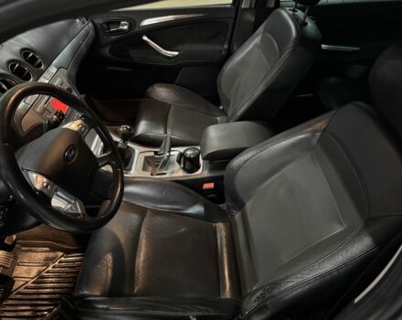 Серый Форд С-Макс, объемом двигателя 1.8 л и пробегом 314 тыс. км за 2200 $, фото 5 на Automoto.ua