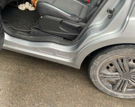 Серый Форд С-Макс, объемом двигателя 2 л и пробегом 322 тыс. км за 6000 $, фото 2 на Automoto.ua