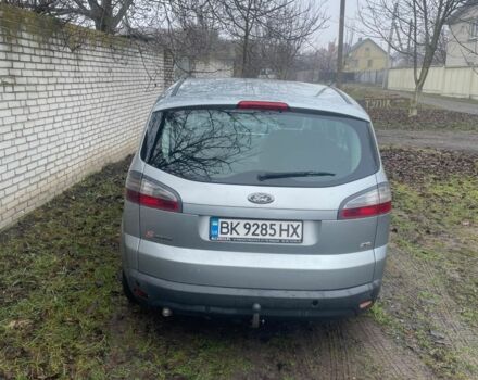Серый Форд С-Макс, объемом двигателя 1.8 л и пробегом 220 тыс. км за 6600 $, фото 3 на Automoto.ua