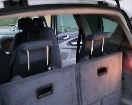 Серый Форд С-Макс, объемом двигателя 1.75 л и пробегом 382 тыс. км за 4500 $, фото 32 на Automoto.ua