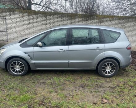 Серый Форд С-Макс, объемом двигателя 1.8 л и пробегом 220 тыс. км за 6600 $, фото 1 на Automoto.ua