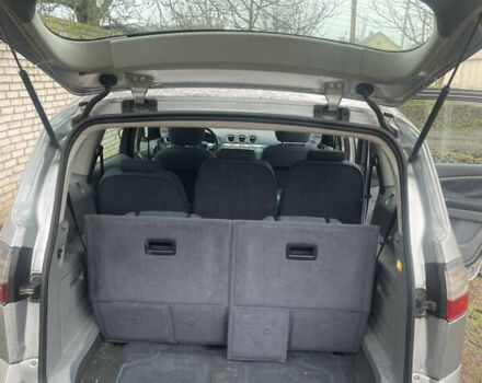 Серый Форд С-Макс, объемом двигателя 1.8 л и пробегом 220 тыс. км за 6600 $, фото 5 на Automoto.ua