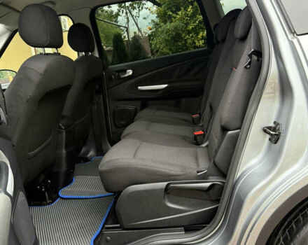 Сірий Форд С-Макс, об'ємом двигуна 2 л та пробігом 234 тис. км за 6650 $, фото 23 на Automoto.ua