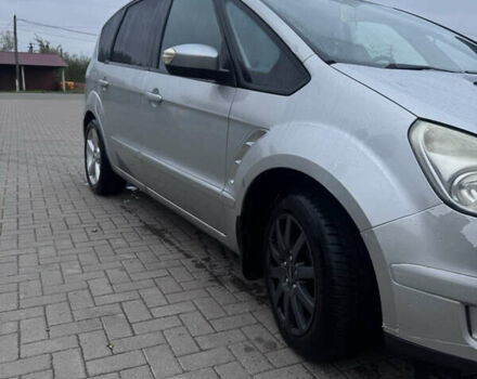 Серый Форд С-Макс, объемом двигателя 1.75 л и пробегом 336 тыс. км за 5200 $, фото 2 на Automoto.ua