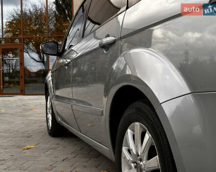 Форд С-Макс 2007 у Миколаєві на Automoto.ua Сірий Форд С-Макс, об'ємом двигуна 1.8 л та пробігом 320 тис. км за 6500 $, фото 17 на Automoto.ua