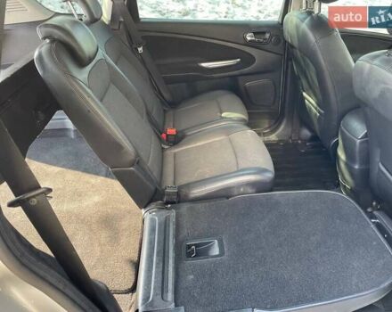 Сірий Форд С-Макс, об'ємом двигуна 2.5 л та пробігом 157 тис. км за 6000 $, фото 18 на Automoto.ua
