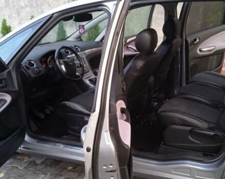 Сірий Форд С-Макс, об'ємом двигуна 2 л та пробігом 320 тис. км за 5300 $, фото 4 на Automoto.ua