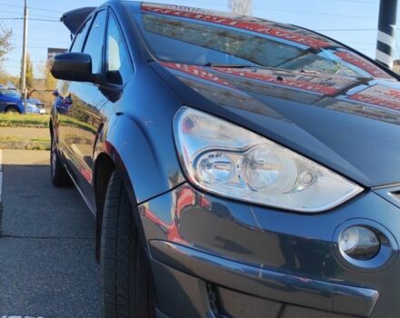 Форд С-Макс 2007 в Кривом Роге на Automoto.ua Серый Форд С-Макс, объемом двигателя 2 л и пробегом 250 тыс. км за 7000 $, фото 5 на Automoto.ua