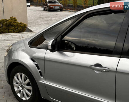 Форд С-Макс 2007 у Миколаєві на Automoto.ua Сірий Форд С-Макс, об'ємом двигуна 1.8 л та пробігом 320 тис. км за 6500 $, фото 12 на Automoto.ua