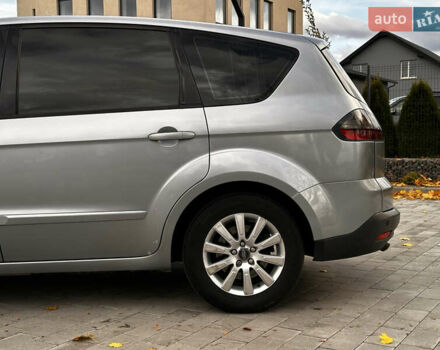 Форд С-Макс 2007 у Миколаєві на Automoto.ua Сірий Форд С-Макс, об'ємом двигуна 1.8 л та пробігом 320 тис. км за 6500 $, фото 13 на Automoto.ua