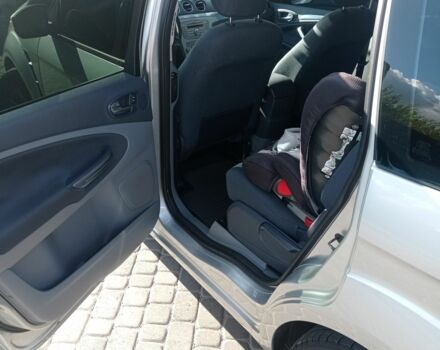 Серый Форд С-Макс, объемом двигателя 1.8 л и пробегом 281 тыс. км за 6500 $, фото 2 на Automoto.ua