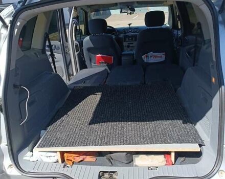 Серый Форд С-Макс, объемом двигателя 1.8 л и пробегом 258 тыс. км за 6100 $, фото 12 на Automoto.ua