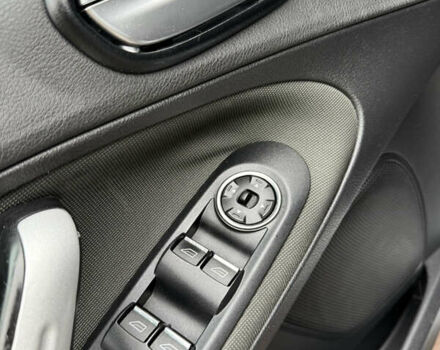 Сірий Форд С-Макс, об'ємом двигуна 2 л та пробігом 234 тис. км за 6650 $, фото 15 на Automoto.ua