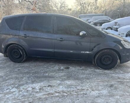 Серый Форд С-Макс, объемом двигателя 1.8 л и пробегом 324 тыс. км за 5208 $, фото 1 на Automoto.ua