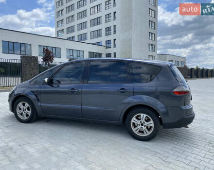 Серый Форд С-Макс, объемом двигателя 2 л и пробегом 380 тыс. км за 4999 $, фото 7 на Automoto.ua