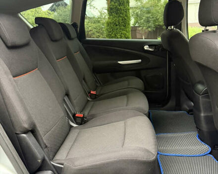 Сірий Форд С-Макс, об'ємом двигуна 2 л та пробігом 234 тис. км за 6650 $, фото 31 на Automoto.ua