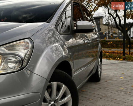 Форд С-Макс 2007 у Миколаєві на Automoto.ua Сірий Форд С-Макс, об'ємом двигуна 1.8 л та пробігом 320 тис. км за 6500 $, фото 4 на Automoto.ua