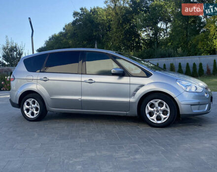 Серый Форд С-Макс, объемом двигателя 1.8 л и пробегом 214 тыс. км за 6199 $, фото 5 на Automoto.ua