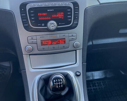 Серый Форд С-Макс, объемом двигателя 1.8 л и пробегом 214 тыс. км за 6199 $, фото 16 на Automoto.ua