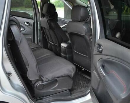 Сірий Форд С-Макс, об'ємом двигуна 2.5 л та пробігом 256 тис. км за 8500 $, фото 9 на Automoto.ua