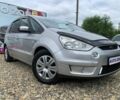 Серый Форд С-Макс, объемом двигателя 2 л и пробегом 184 тыс. км за 8799 $, фото 2 на Automoto.ua