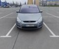 Серый Форд С-Макс, объемом двигателя 2 л и пробегом 255 тыс. км за 7900 $, фото 1 на Automoto.ua