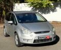 Сірий Форд С-Макс, об'ємом двигуна 2 л та пробігом 285 тис. км за 6513 $, фото 2 на Automoto.ua