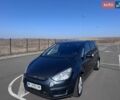 Серый Форд С-Макс, объемом двигателя 2 л и пробегом 331 тыс. км за 6999 $, фото 1 на Automoto.ua