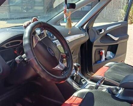 Серый Форд С-Макс, объемом двигателя 1.8 л и пробегом 263 тыс. км за 5500 $, фото 7 на Automoto.ua