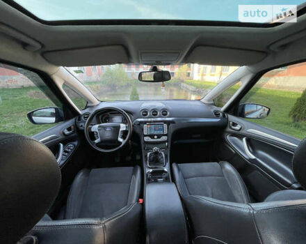 Серый Форд С-Макс, объемом двигателя 2 л и пробегом 268 тыс. км за 8600 $, фото 18 на Automoto.ua