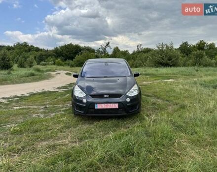 Серый Форд С-Макс, объемом двигателя 2 л и пробегом 154 тыс. км за 9500 $, фото 9 на Automoto.ua