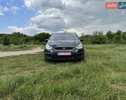 Серый Форд С-Макс, объемом двигателя 2 л и пробегом 154 тыс. км за 9500 $, фото 10 на Automoto.ua