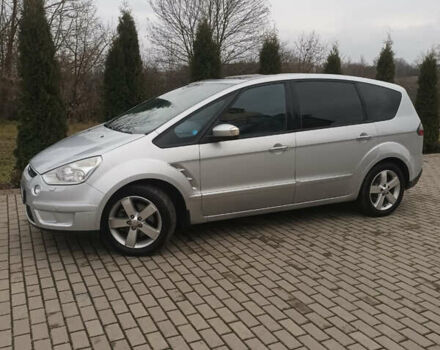 Серый Форд С-Макс, объемом двигателя 2 л и пробегом 270 тыс. км за 8000 $, фото 1 на Automoto.ua