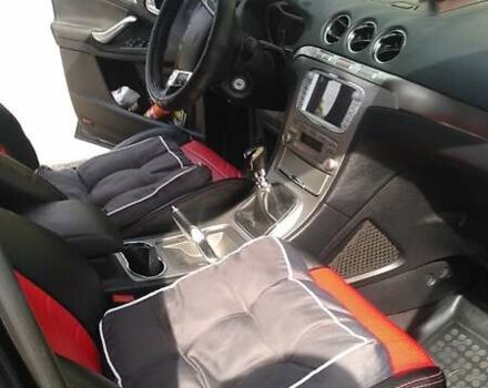 Серый Форд С-Макс, объемом двигателя 1.8 л и пробегом 263 тыс. км за 5500 $, фото 11 на Automoto.ua