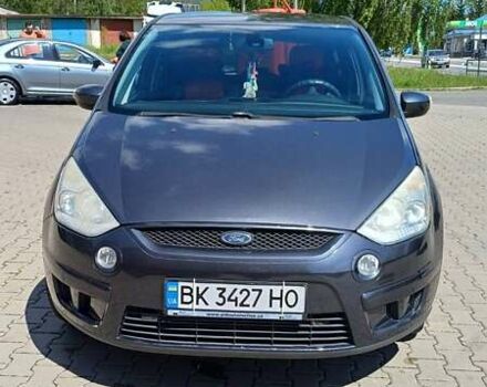 Серый Форд С-Макс, объемом двигателя 1.8 л и пробегом 263 тыс. км за 5500 $, фото 4 на Automoto.ua