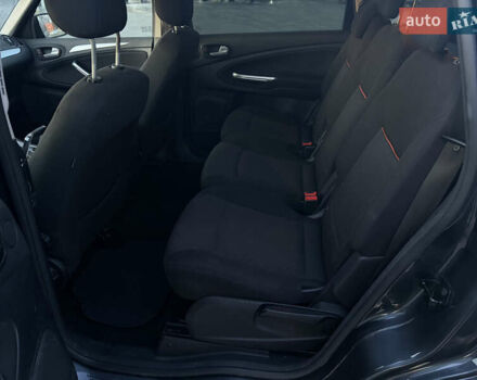 Серый Форд С-Макс, объемом двигателя 2 л и пробегом 190 тыс. км за 8700 $, фото 11 на Automoto.ua