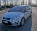 Серый Форд С-Макс, объемом двигателя 2 л и пробегом 350 тыс. км за 10500 $, фото 1 на Automoto.ua