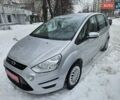 Серый Форд С-Макс, объемом двигателя 1.6 л и пробегом 165 тыс. км за 8800 $, фото 1 на Automoto.ua