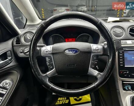 Сірий Форд С-Макс, об'ємом двигуна 1.56 л та пробігом 250 тис. км за 8200 $, фото 7 на Automoto.ua