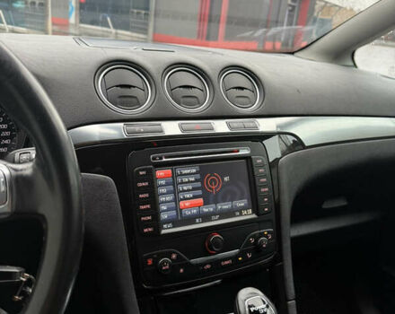 Сірий Форд С-Макс, об'ємом двигуна 2 л та пробігом 285 тис. км за 7650 $, фото 13 на Automoto.ua