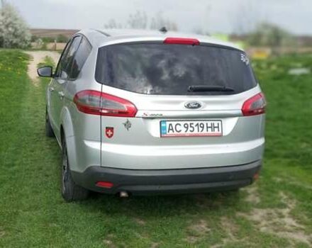 Серый Форд С-Макс, объемом двигателя 2 л и пробегом 203 тыс. км за 9000 $, фото 11 на Automoto.ua