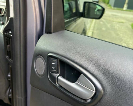 Сірий Форд С-Макс, об'ємом двигуна 2 л та пробігом 215 тис. км за 10200 $, фото 39 на Automoto.ua