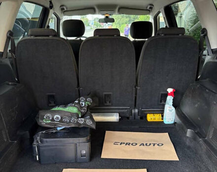 Сірий Форд С-Макс, об'ємом двигуна 2 л та пробігом 215 тис. км за 10200 $, фото 35 на Automoto.ua