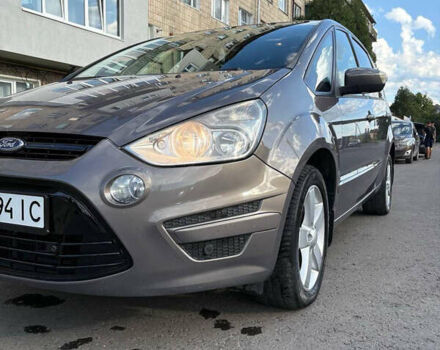 Сірий Форд С-Макс, об'ємом двигуна 2 л та пробігом 215 тис. км за 10200 $, фото 44 на Automoto.ua