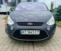 Сірий Форд С-Макс, об'ємом двигуна 2 л та пробігом 299 тис. км за 10950 $, фото 1 на Automoto.ua