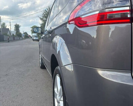 Сірий Форд С-Макс, об'ємом двигуна 2 л та пробігом 215 тис. км за 10200 $, фото 11 на Automoto.ua