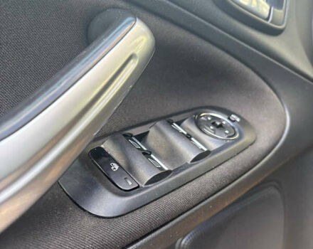 Сірий Форд С-Макс, об'ємом двигуна 2 л та пробігом 215 тис. км за 10200 $, фото 18 на Automoto.ua