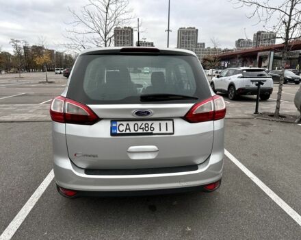 Серый Форд С-Макс, объемом двигателя 2 л и пробегом 317 тыс. км за 8800 $, фото 3 на Automoto.ua