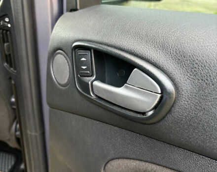 Сірий Форд С-Макс, об'ємом двигуна 2 л та пробігом 215 тис. км за 10200 $, фото 40 на Automoto.ua